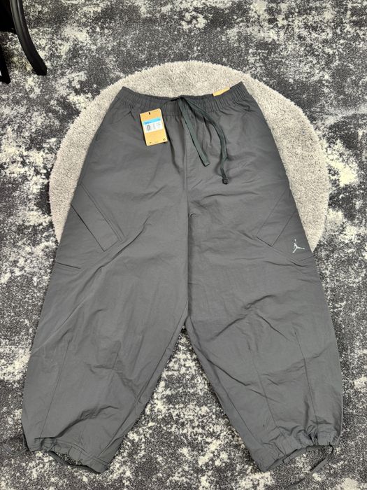 Оверсайз штани Jordan (Карго/Парашути),Сірі