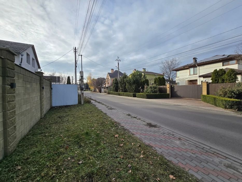 Будинок 333 м2 газ цоколь 110 м2 10 соток с. Софіївська борщагівка