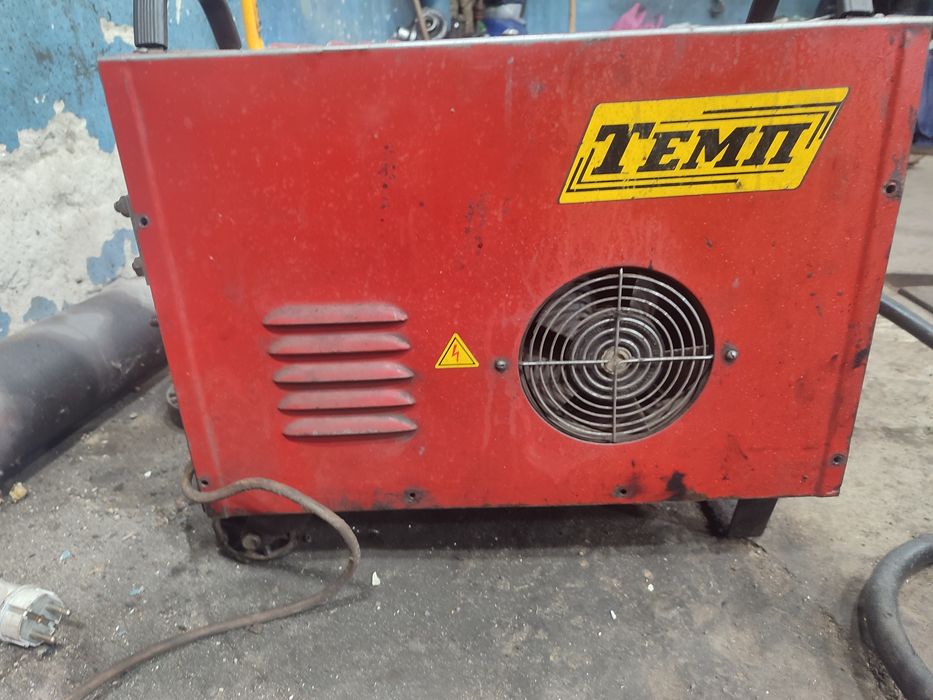 Продам сварочный полуавтомат ТЭМП