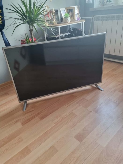 Telewizor LG 42 cale