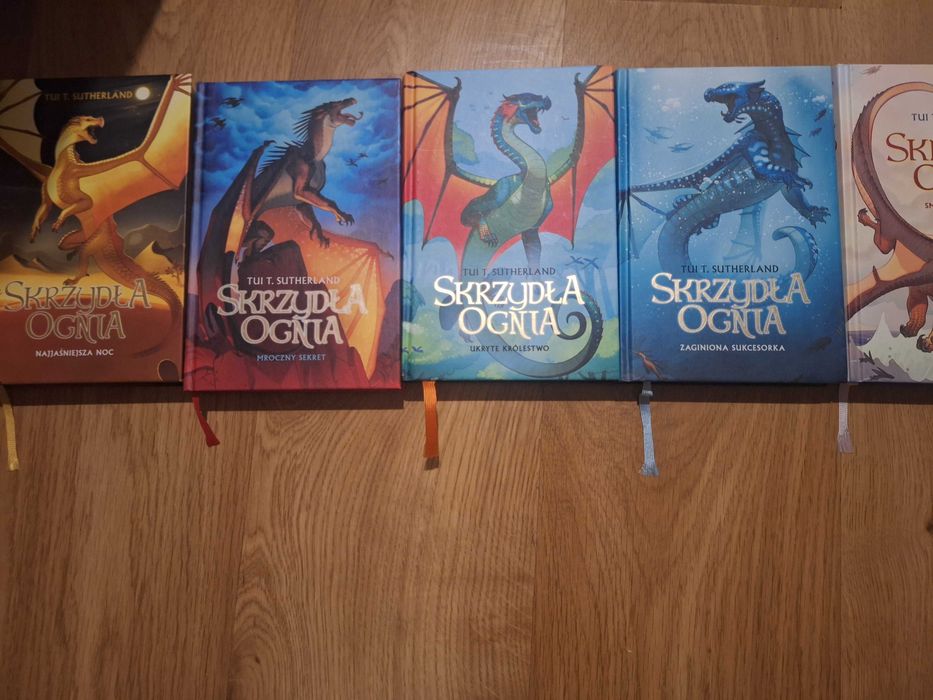 Skrzydła Ognia Tui T. Sutherland tomy 1-6