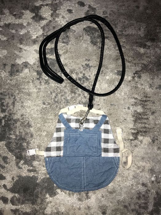 Одяг - повідок для кролика