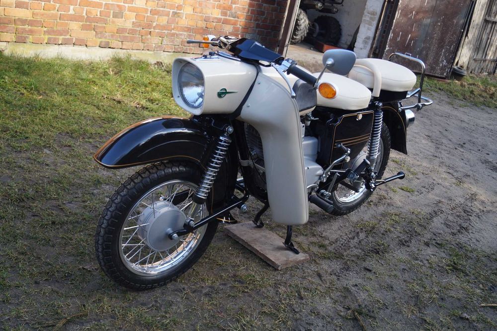 Naprawa renowacja motocykli, szkiełkowanie centrowanie kół cdi