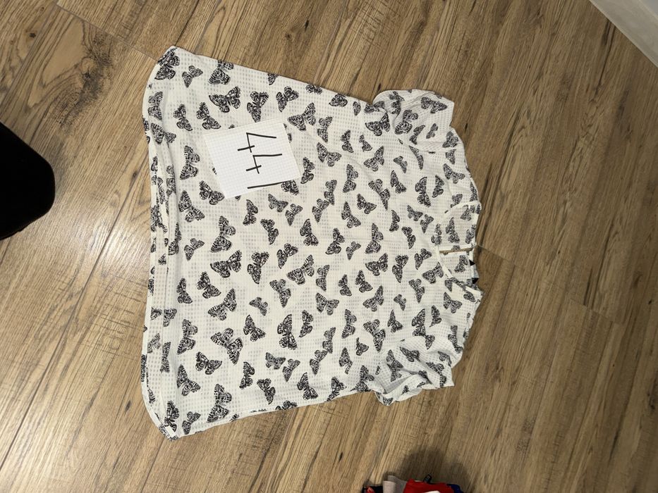 Paka damskich ubrań