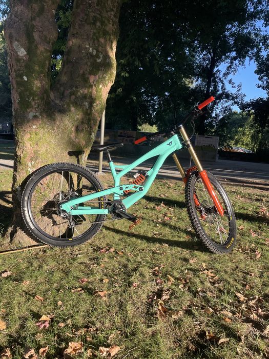 URGENTE - bicicleta YT Tues