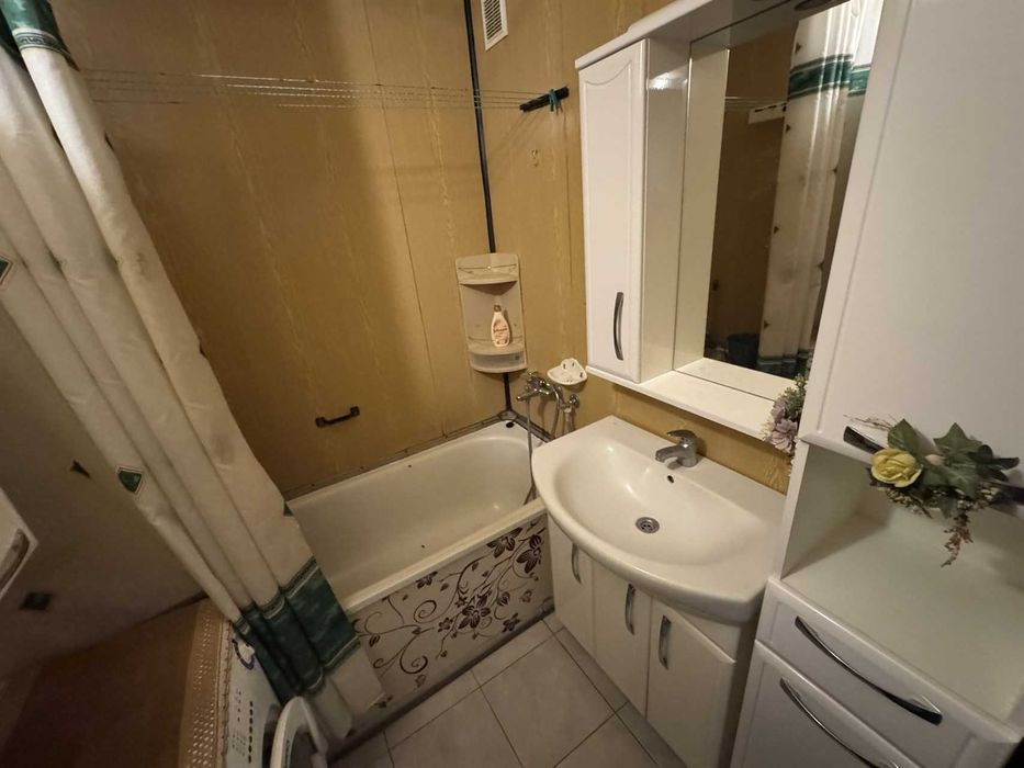 Оренда 2 кімнатної квартири, вул. Легоцького, Новий район.