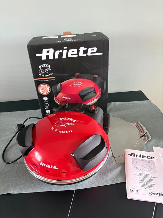 Piec do pizzy ARIETE 909 czerwony