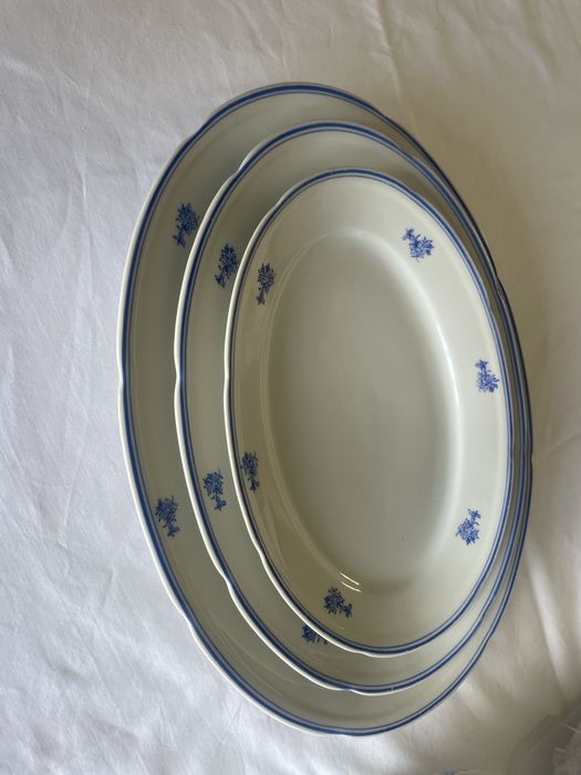 Ceramic Serving Set – Multiple Pieces457156759976693760