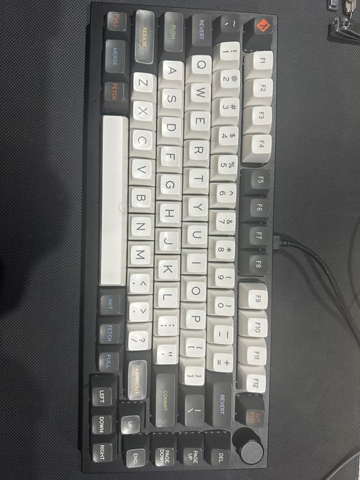Teclado Glorious GMMK Pro
