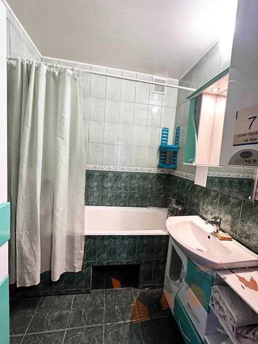 Продаж 3-кімнатної квартири у Львові, Франківський район