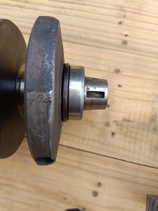 Продам коленвал на мт Днепр