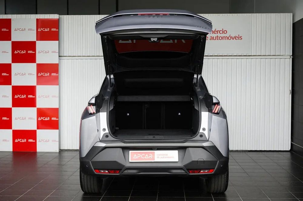 Peugeot 3008 1.2 Hybrid Allure e-DCS6