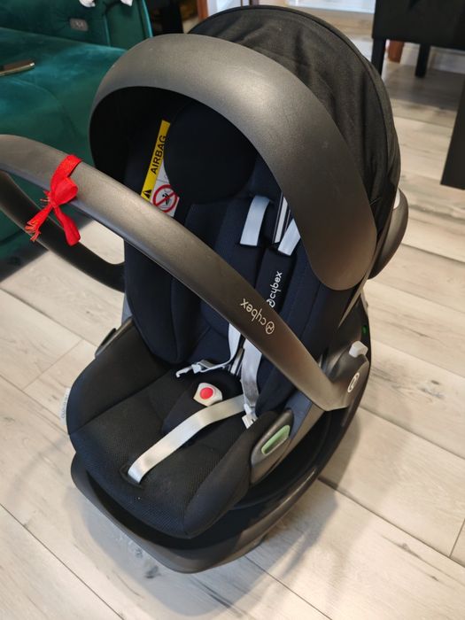 Fotelik Nosidełko Cybex Cloud G z bazą ISOFIX