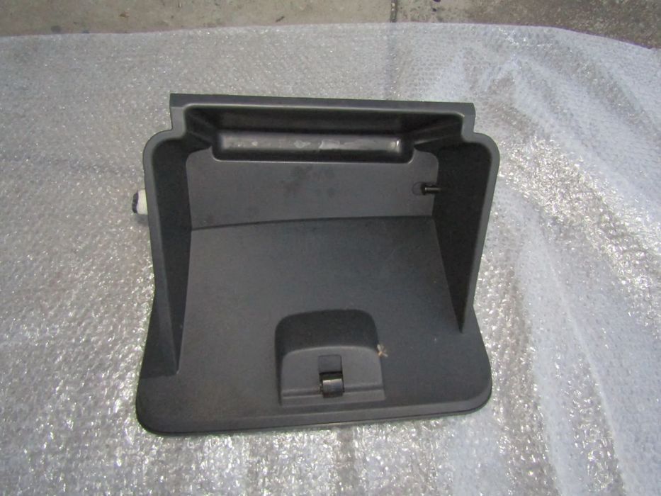 Porta luvas Citroen C3 ano 2003 a 2009 usado em bom estado