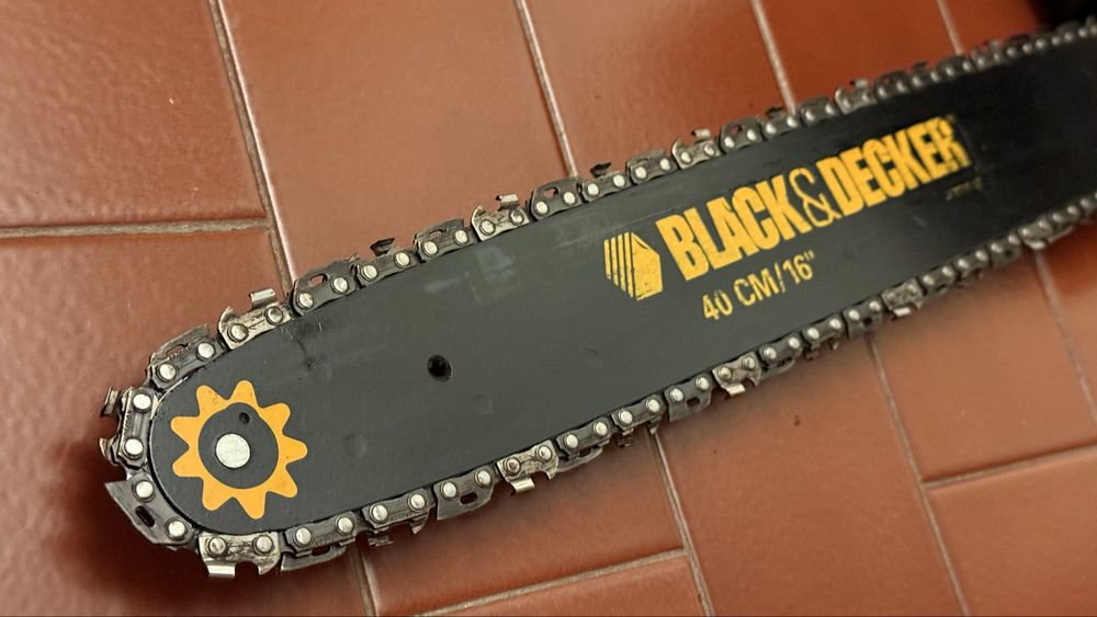 Serra elétrica como nova