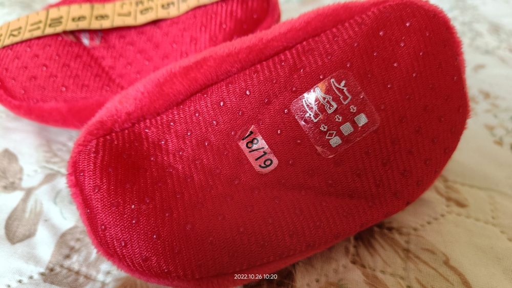 Buciki, buty niechodki niemowlęce, r 18 /19 święta renifer