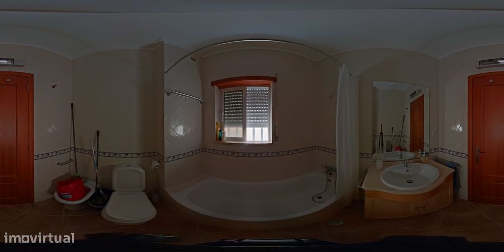 Apartamento T1 no condomínio " Casa da Praia" com piscina e garagem a