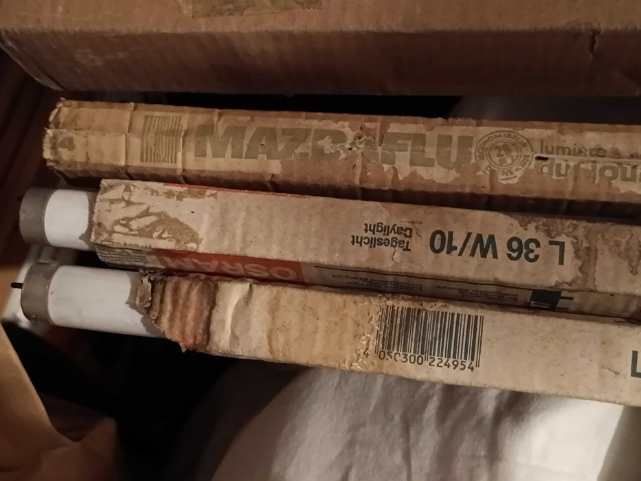 2 Candeeiros de Teto antigos com várias lâmpadas