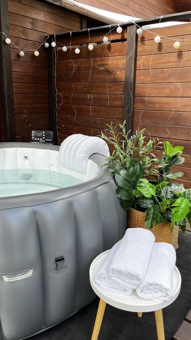 Jacuzzi V-Spa Anthracite 180cm 4-osobowe - LUKSUSOWE ogrodowe spa z hydromasażem