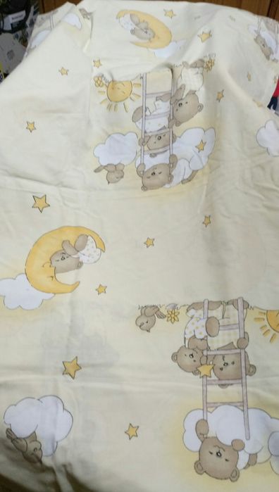 Capa protectora cama bebe