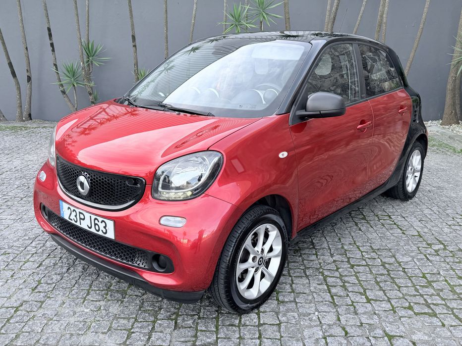 Smart ForFour Passion 900 Turbo Ano 2015 ( Tecto Panoramico GPS )