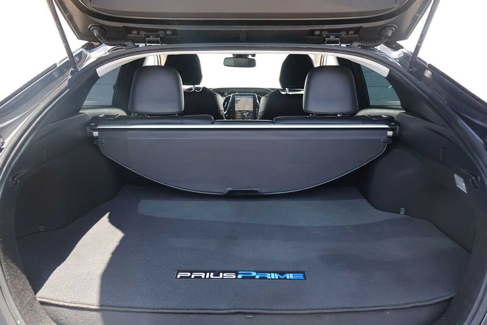 Toyota Prius Prime Advanced      2019