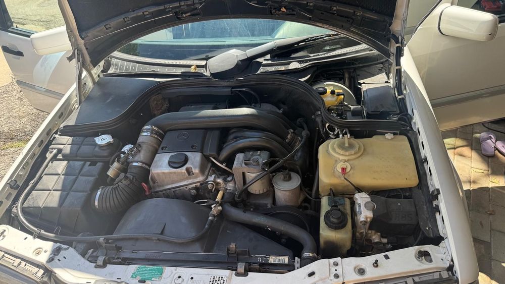 Vendo Mercedes Benz Elegance c220 1994