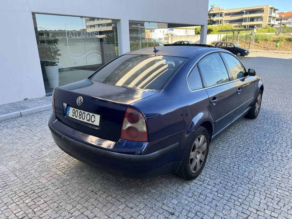 Volkswagen Passat 1.9 TDI PD 130 cv | 2003 | Teto de Abrir | AC Automático