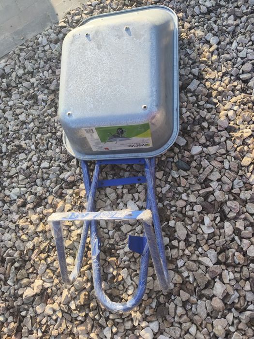 Taczka ocynk 90l solidna. Nowa .