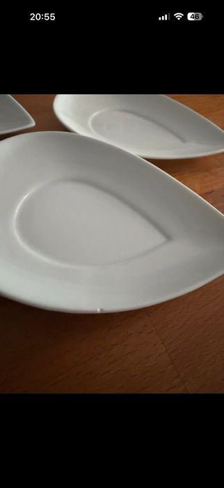 Małe talerzyki do serwowania przekąsek