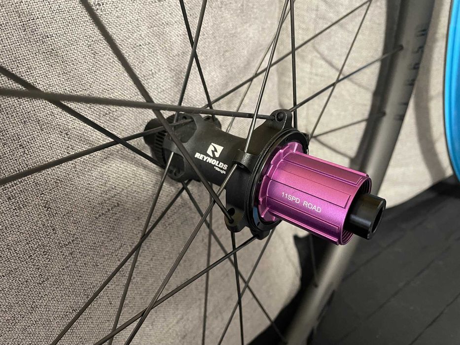 Koła karbonowe gravel Reynolds Blacklabel G650 Expert - 650b / 27.5" + 2x Shimano MT-800