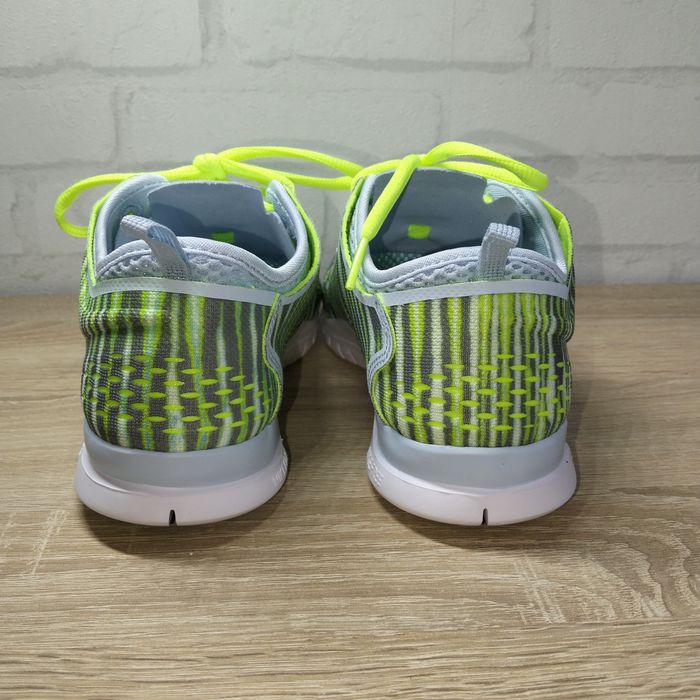 Кросівки Nike  free  5.0
