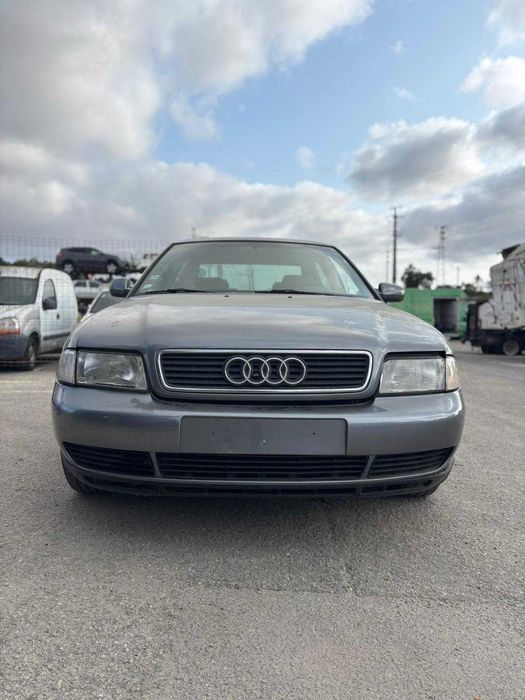 Audi A4 (B5), para Peças