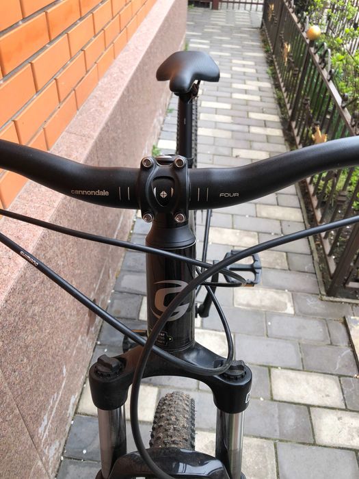 велосипед Cannondale