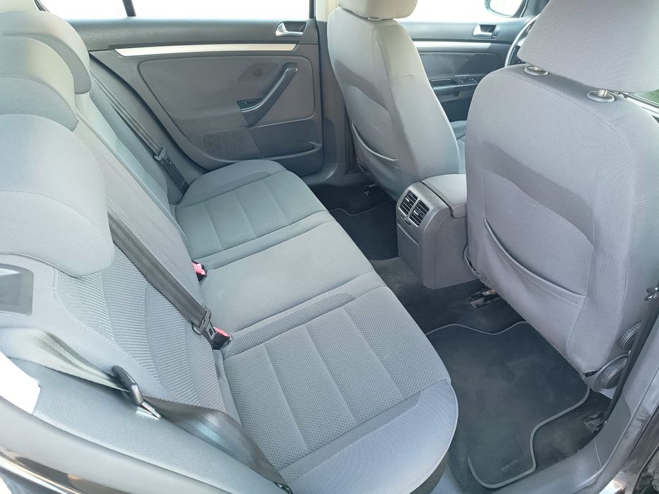 VW Golf 1.9TDI 105CV BlueMotion. 163mil km!
