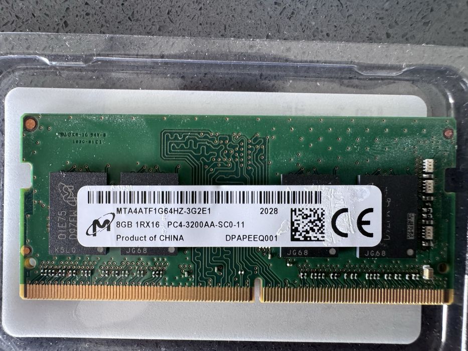 Kit 16GB RAM Micron DDR4 3200MHz (2x8GB) SO-DIMM + Painéis de Arrefecimento