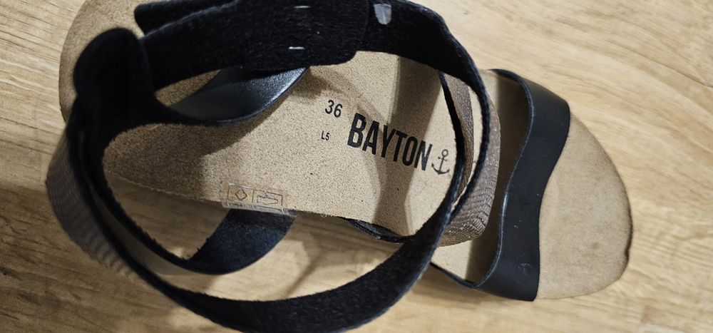 Buty Bayton 36 nowe