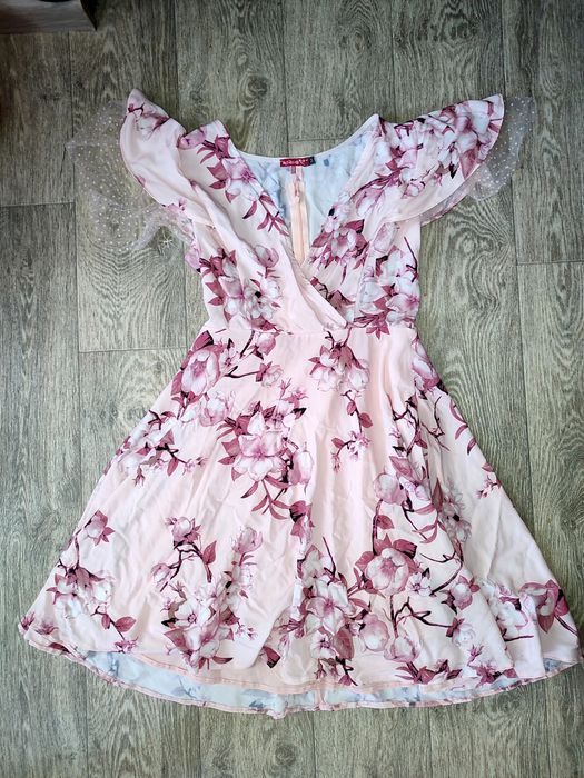 Літня жіноча сукня