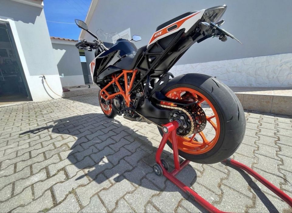 KTM 1290 Super Duke GT 2021 - 33.000 km - 3 Malas Originais