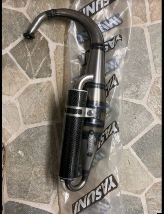 Глушитель, резонатор на скутер Suzuki, Yamaha, Peugeot