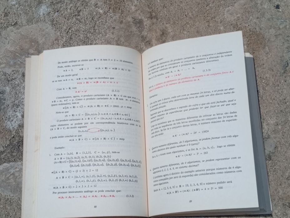 manuais escolares de Matemática destinados ao 11.º ano de escolaridade (antigo 2.º ano complementar)