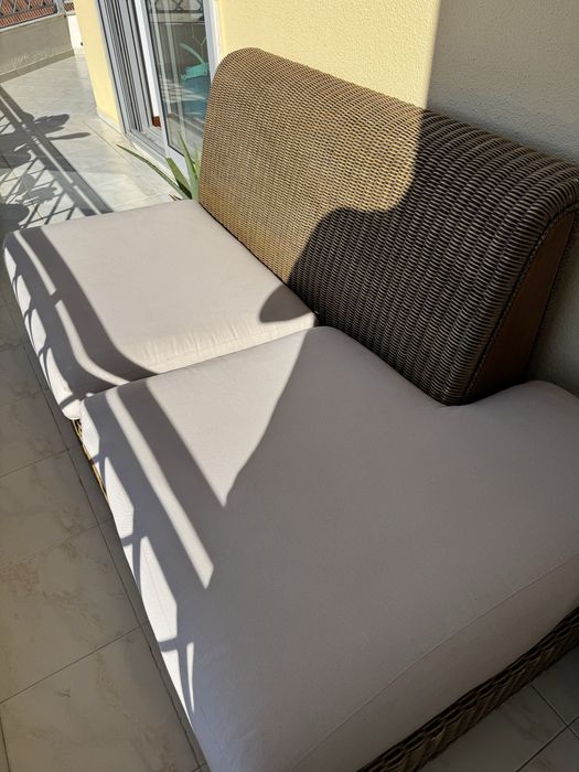 Vendo sofa muito elegante madeira