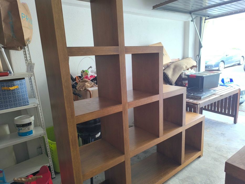 Mesa de sala  e aparador