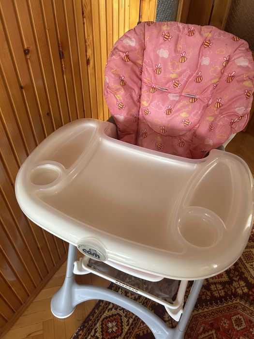 Стільчик для годування