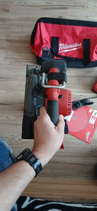 Milwaukee M18 CCS55-801, wysyłka gratis