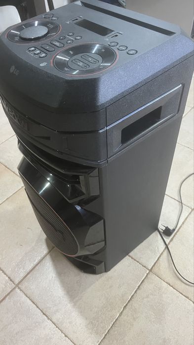 Coluna LG XBOOM como nova