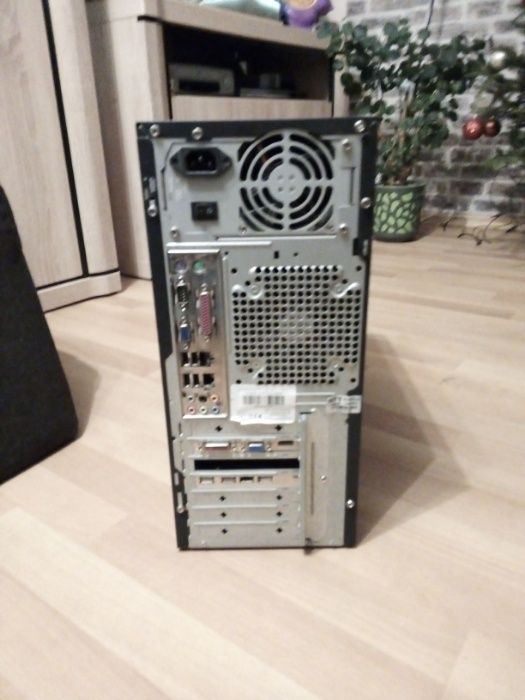 Komputer stacjonarny