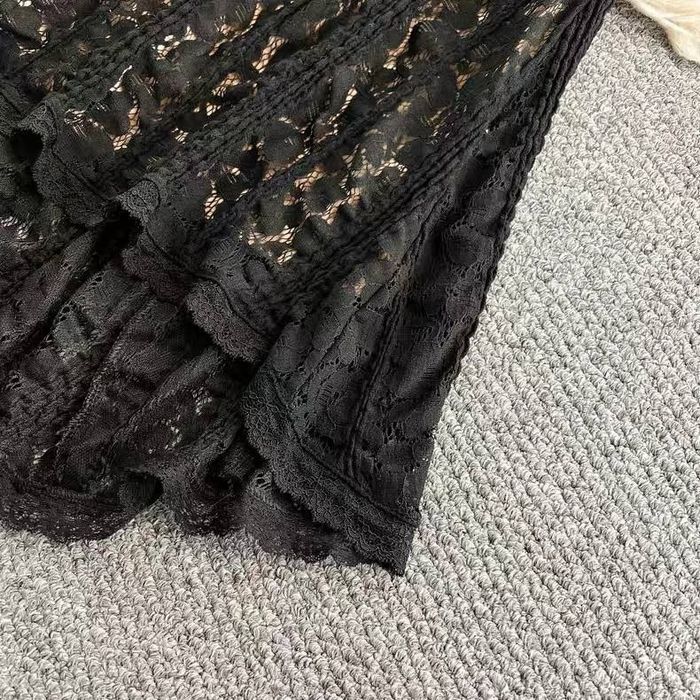 Довга  гіпюрова сукня з відкритими плечима, плаття по фігурі з гіпюру