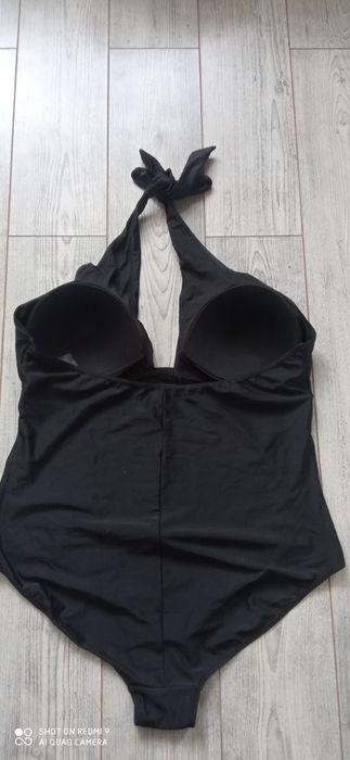 Czarny jednoczęściowy strój kąpielowy Yours r. 50/52