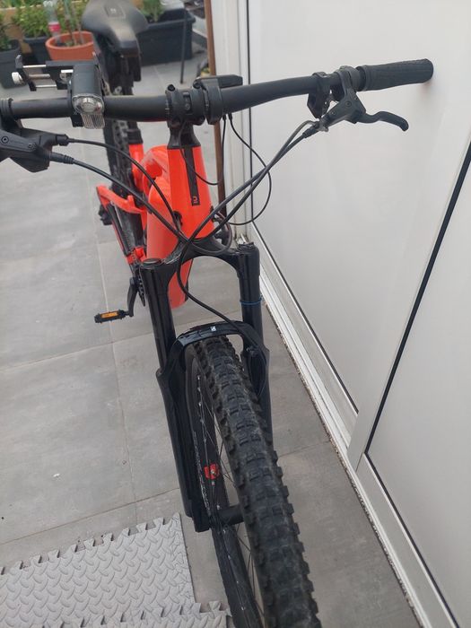 ROCKRIDER
Bicicleta BTT Elétrica Suspensão Total 29" E-EXPL 520 S Vermelho Vivo